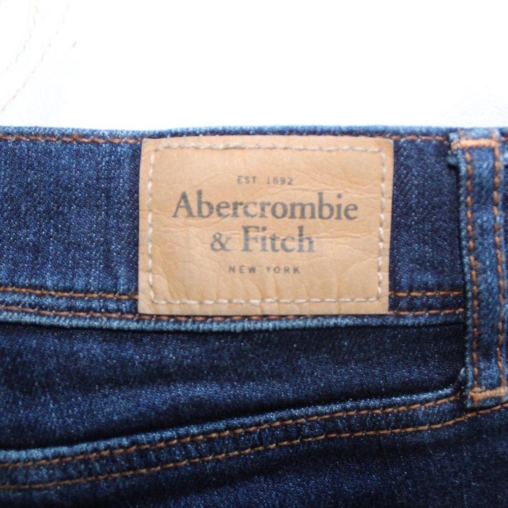 Abercrombie & Fitch jean shorts 25 - Picture 2 of 4